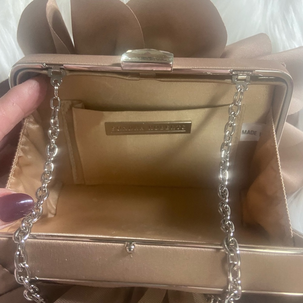 Sondra Roberts Tan Floral Clutch - Picture 7 of 10
